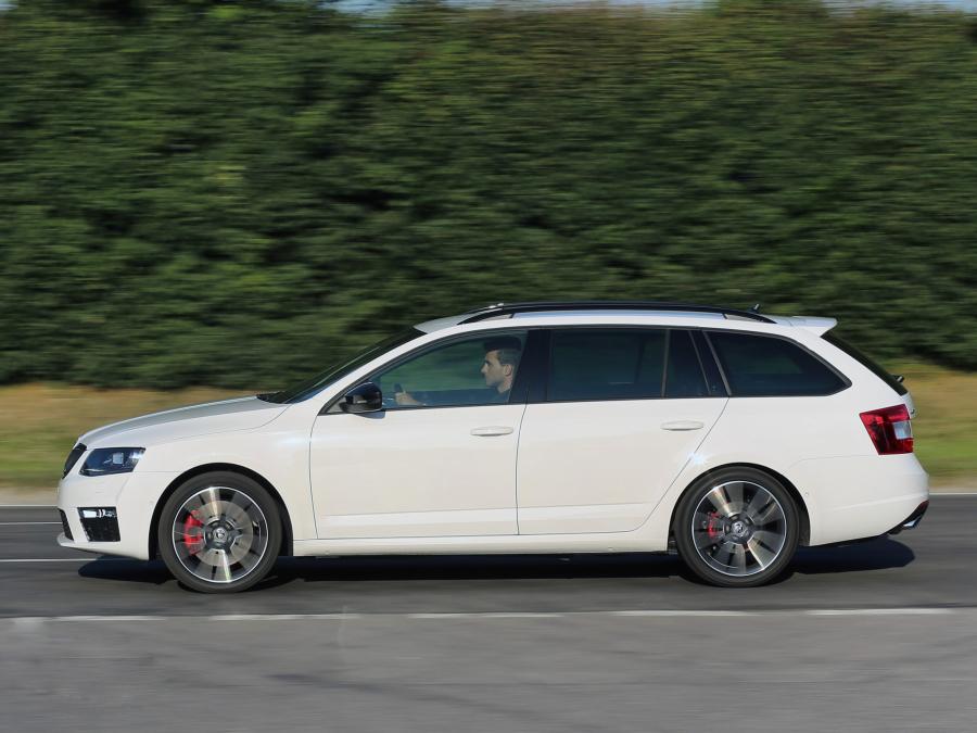  Skoda Octavia RS Combi 2013 года  (фото 6 из 20)